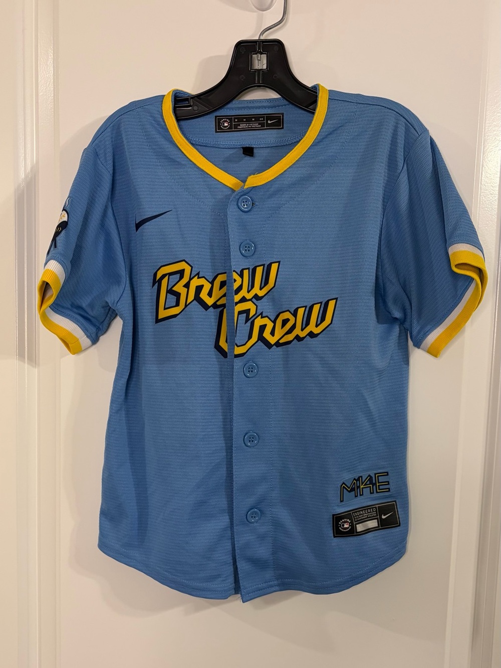 Milwaukee Brewers Nike Men's MLB Brew Crew 2024 City Connect Jersey Size M Youth